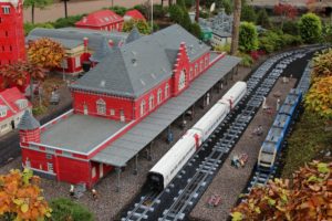 Budget Lego trein