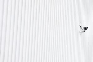 witte beveiligingscamera